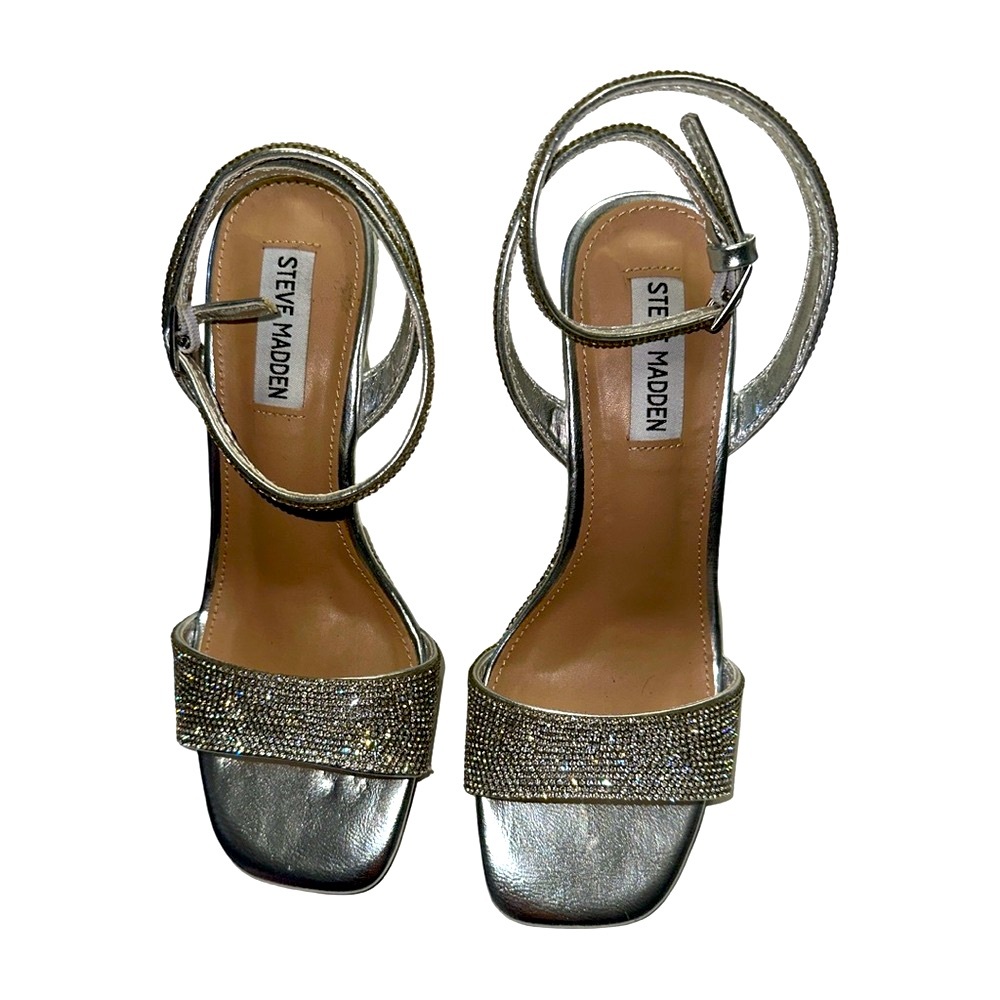 NWOT Steve Madden Silver Women's wedges